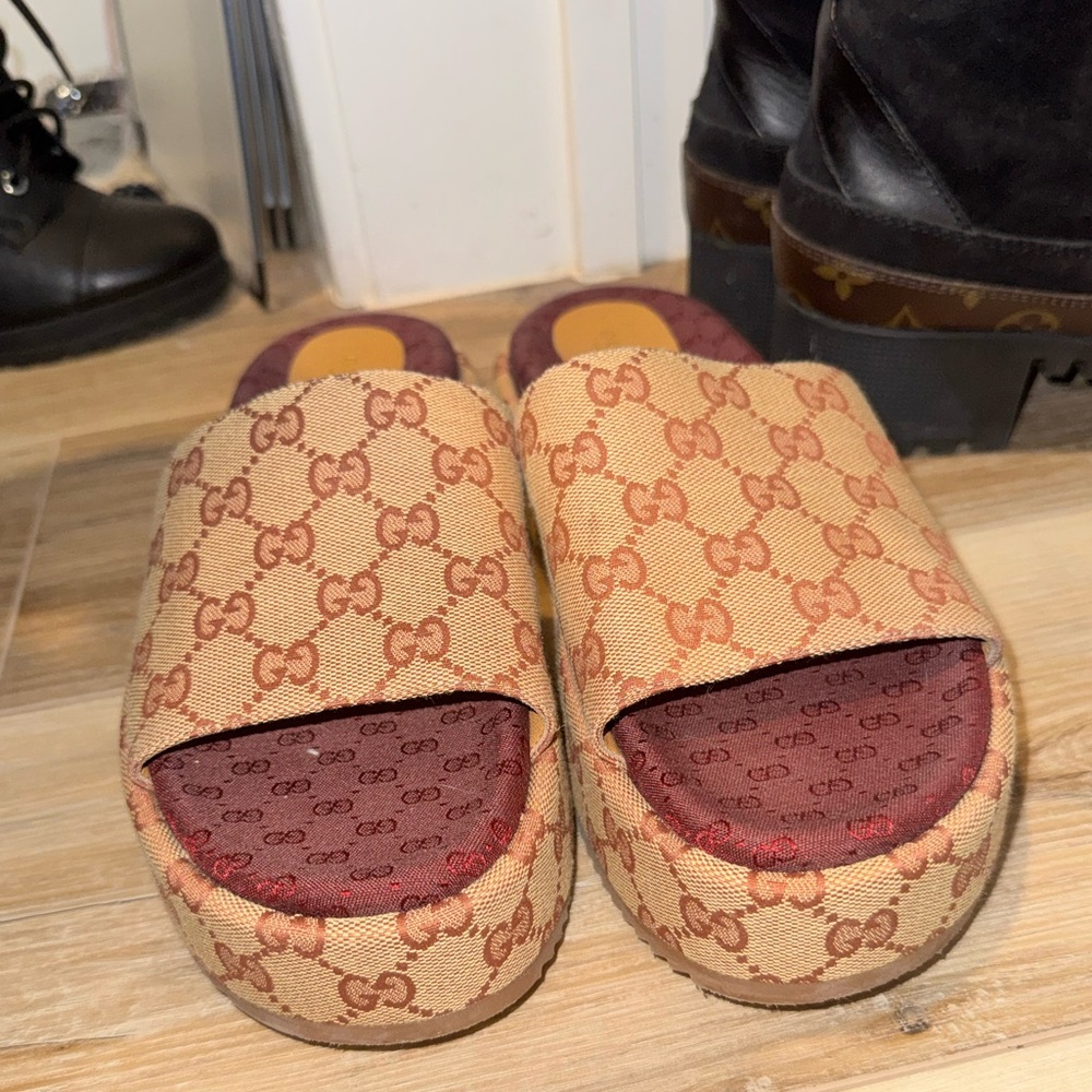 Gucci Tan and Maroon Platform Slides